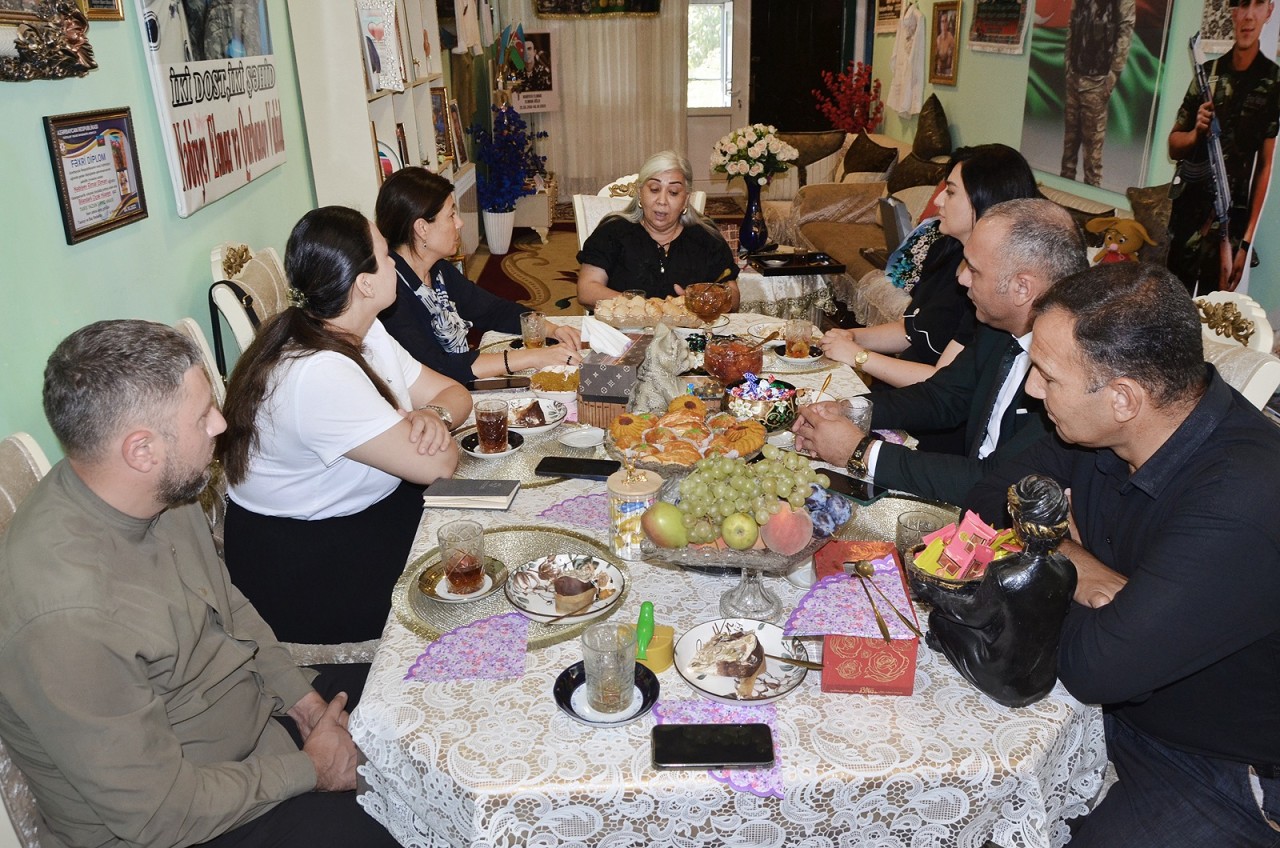 Millət vəkili Günay Əfəndiyeva Pirallahıda - FOTOLAR